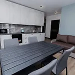 апарт на під голоском 15б 92-1 92-2 Lägenhet Lviv