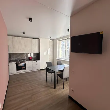 апарт на під голоском 15б Apartman *