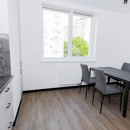 апарт на під голоском 15б