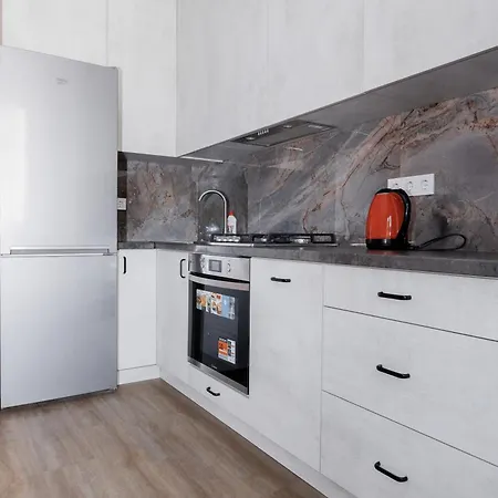 апарт на під голоском 15б Apartman *