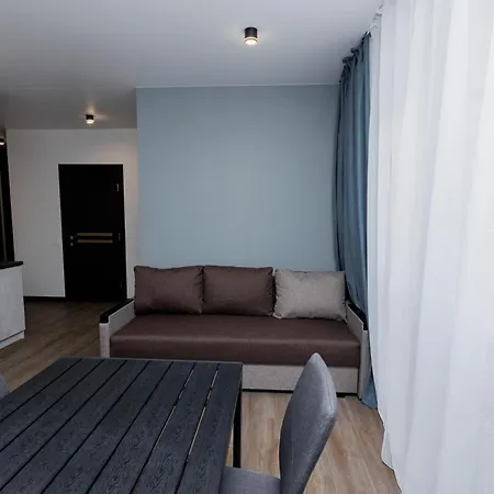 апарт на під голоском 15б *