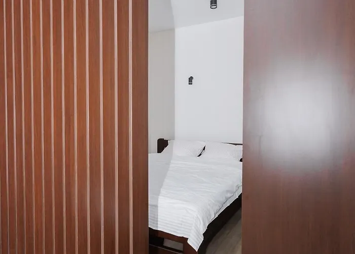 апарт на під голоском 15б