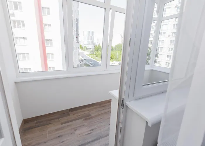 апарт на під голоском 15б *