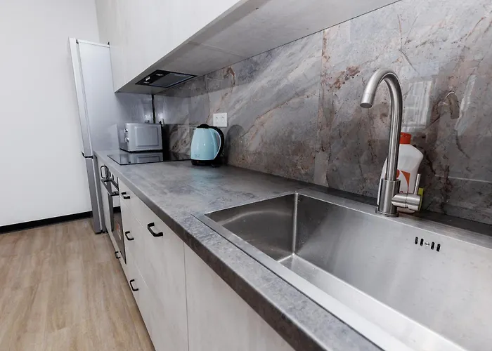 апарт на під голоском 15б