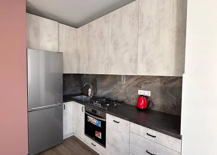 апарт на під голоском 15б *